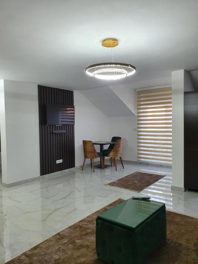 Apartmani Parice Novi Pazar Exteriör bild